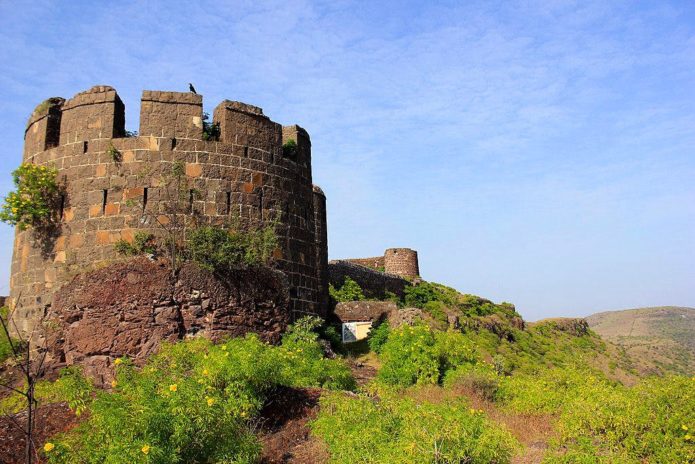 malhargad fort trek